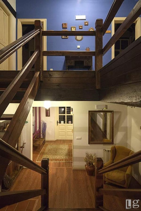 Posada Torre Del Milano 柯米拉斯 外观 照片